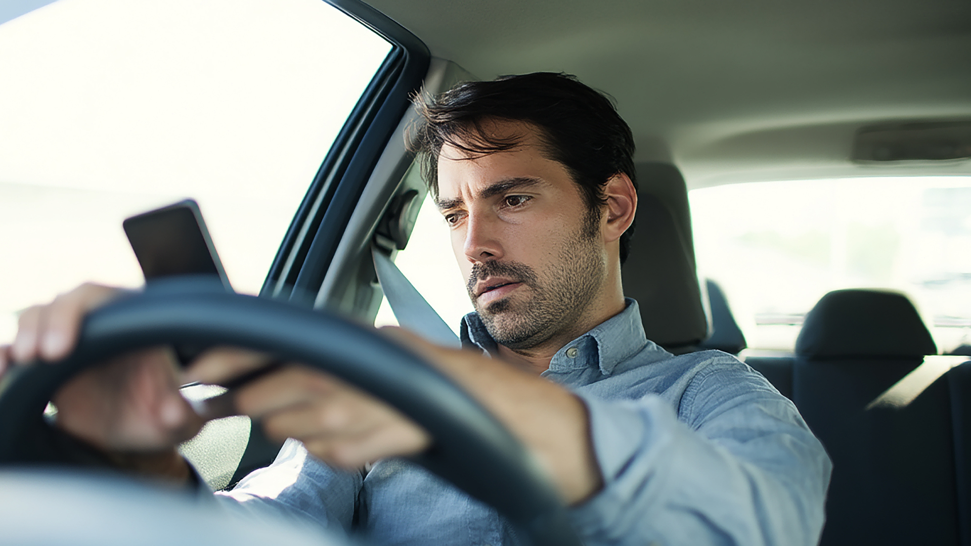 Distracted or Reckless Driving Among Commercial Truck Operators